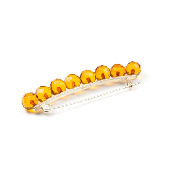 brooch-natural-amber-with-silver-classic-cognac.-backside