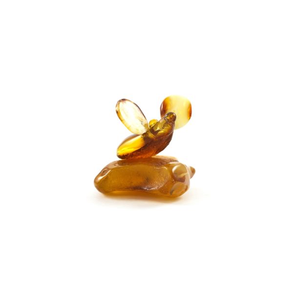 natural-baltic-amber-figurine-gift-little-mouse-1