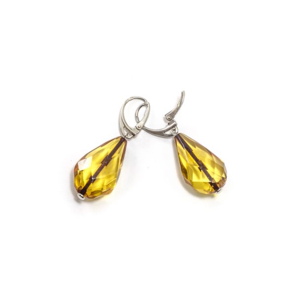 silver-earrings-with-natural-baltic-amber-raindrop-faceted
