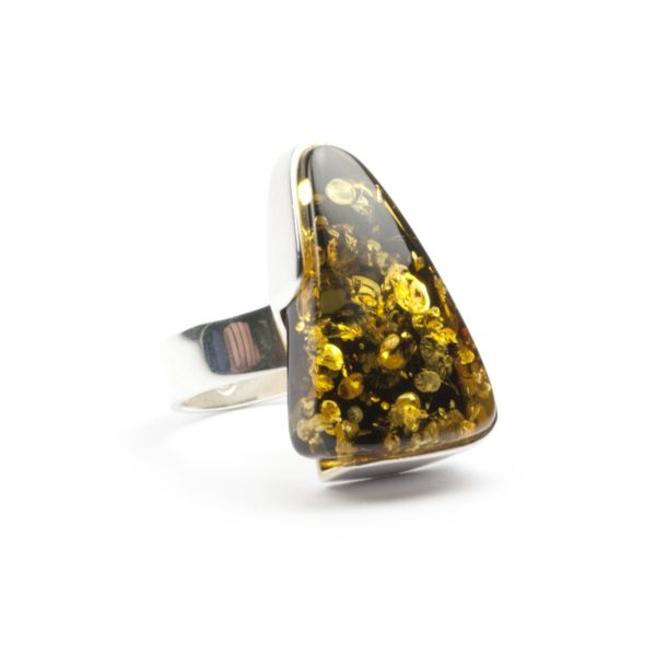 silver-ring-with-natural-baltic-amber-piece-triada-5