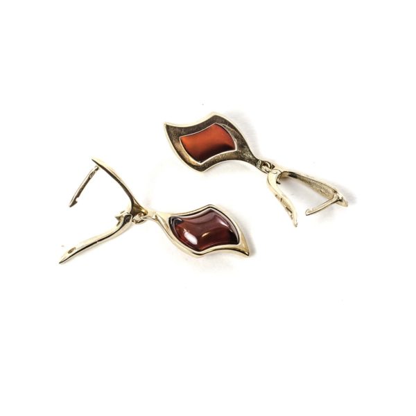 gold-earrings-14k-with-natural-baltic-amber-beau-monde-cherry