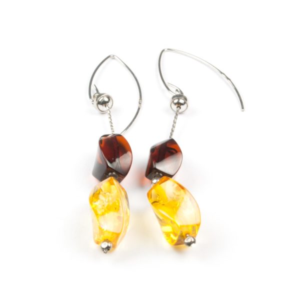 natural-baltic-amber-earrings-with-silver-clasp-delia