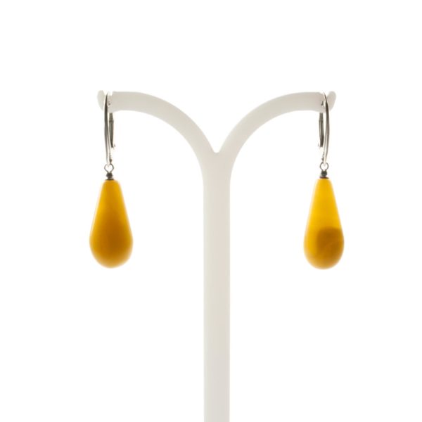 natural-baltic-amber-earrings-with-silver-clasp-raindrops-yellow-2