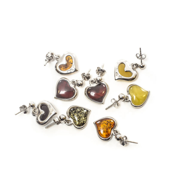 silver-earrings-with-natural-baltic-amber-flawless