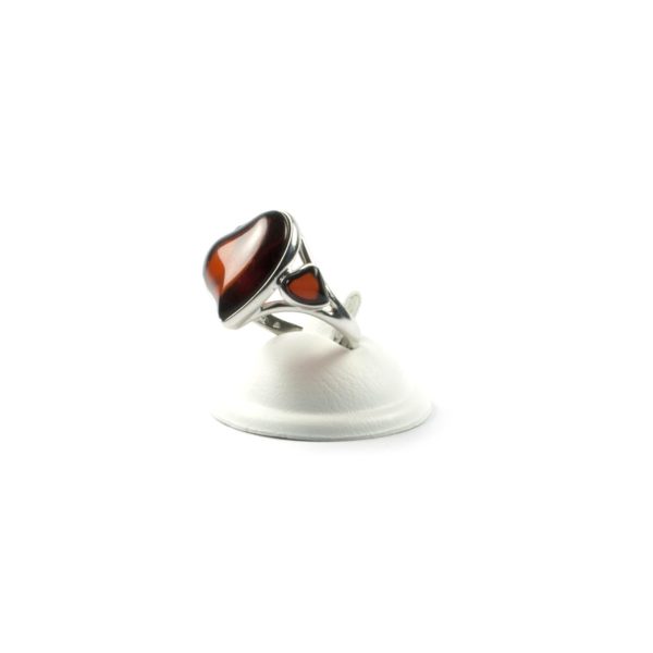 silver-ring-with-natural-baltic-amber-two-hearts