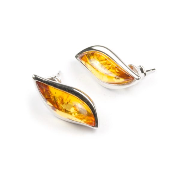 silver-earrings-with-natural-baltic-amber-kecha-cognac