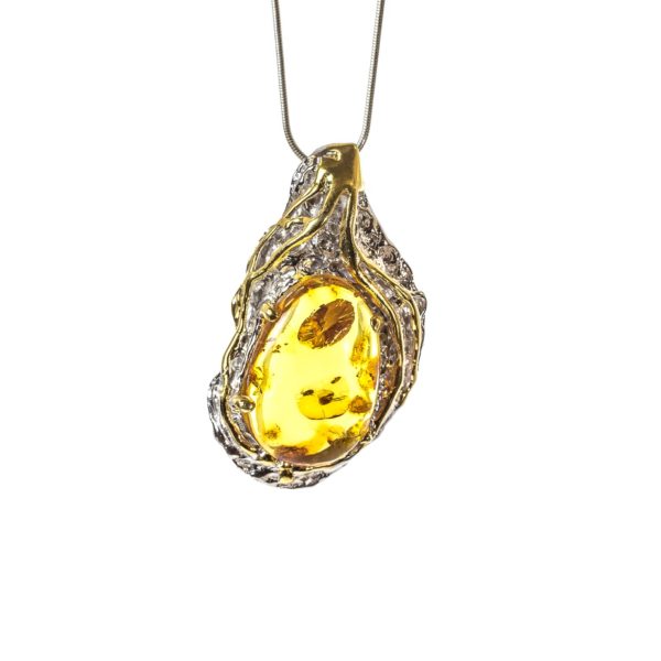 silver-pendant-with-natural-baltic-amber-maestro