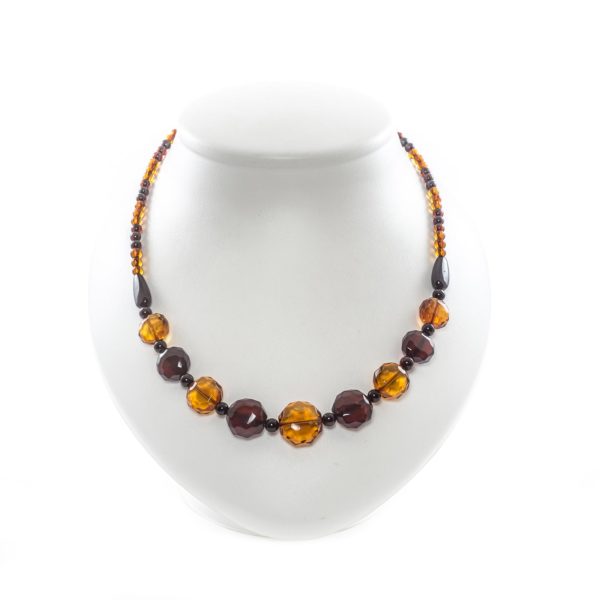 natural-baltic-necklace-with-faceted-beads-polaris