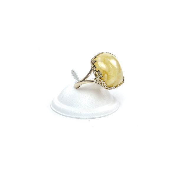 Gold Ring with Yellow Amber Side