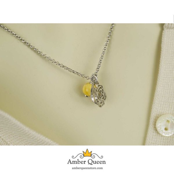 Silver Chain Necklace with Flower Pendant and Amber on Mannequin Close